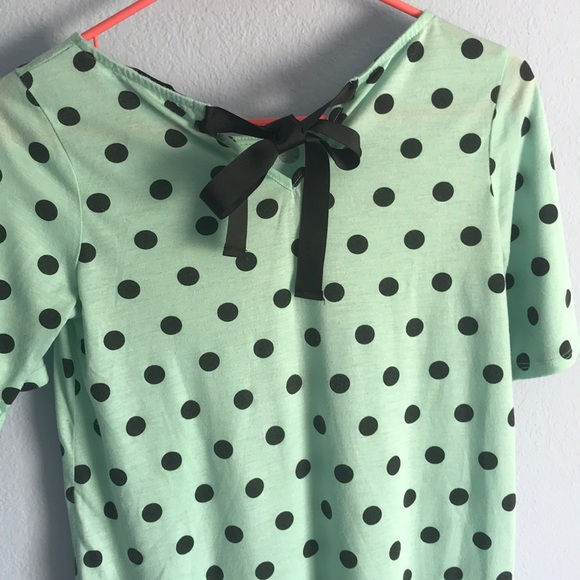 Forever 21 Polka-dot Top - Picture 3 of 4